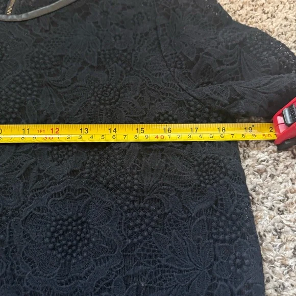 Joie Black Lace Whimsigoth Long Sleeve Top Faux Leather Collar Size Medium - Picture 6 of 8